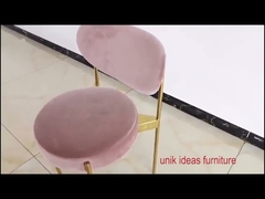 Krzesło do jadalni z metalową podstawą